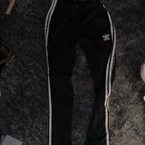 addias sweatpants